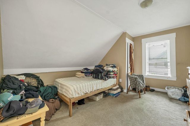 66 Ash Street, Manchester, NH 03104