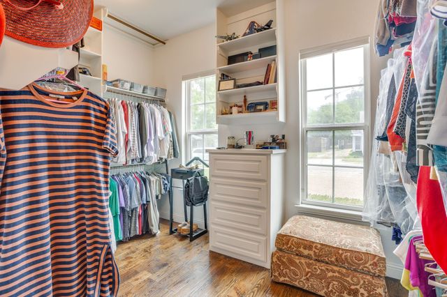 3318 W 5th Street, Fort Worth, TX 76107