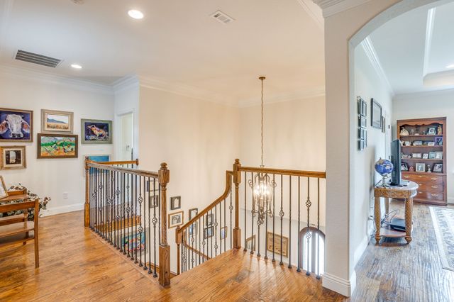 3318 W 5th Street, Fort Worth, TX 76107