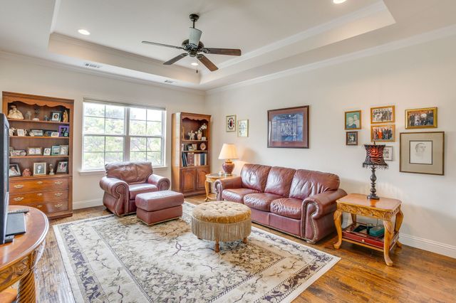 3318 W 5th Street, Fort Worth, TX 76107