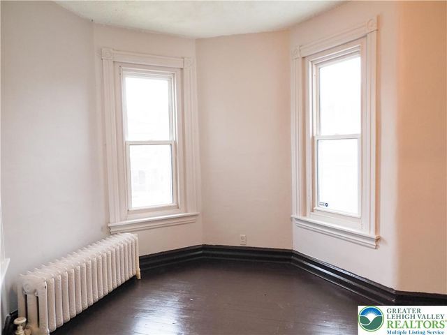 1327 West Gordon Street, Allentown City, PA 18102