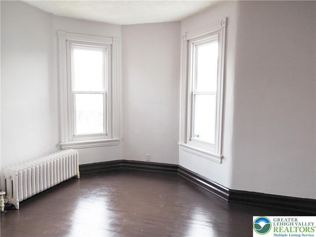 1327 West Gordon Street, Allentown City, PA 18102