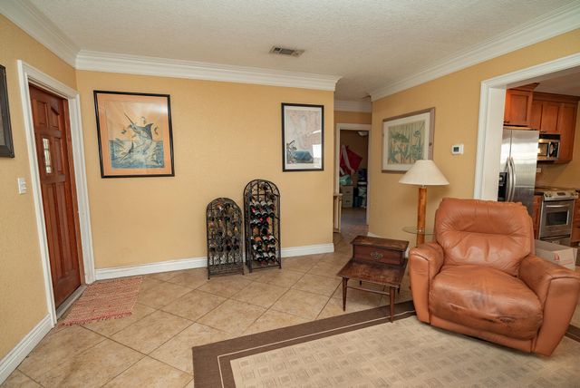 820 SW 18th Court, Fort Lauderdale, FL 33315