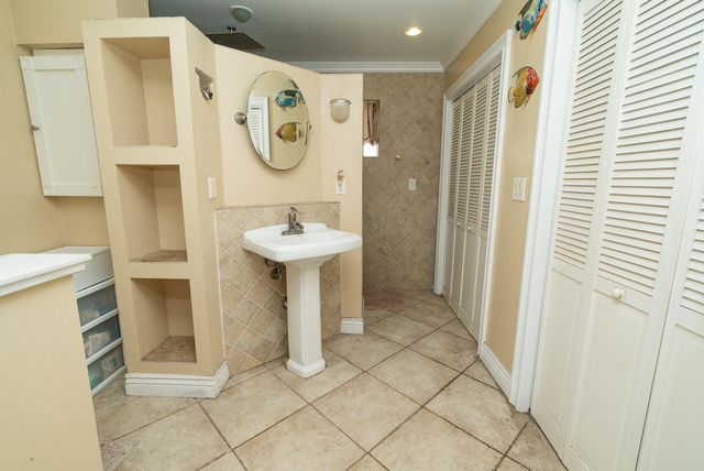 820 SW 18th Court, Fort Lauderdale, FL 33315