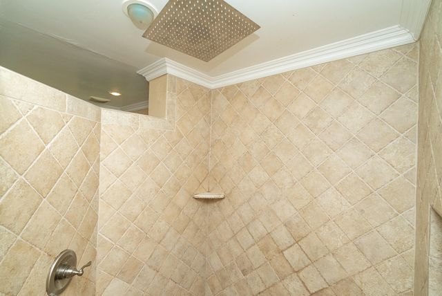 820 SW 18th Court, Fort Lauderdale, FL 33315