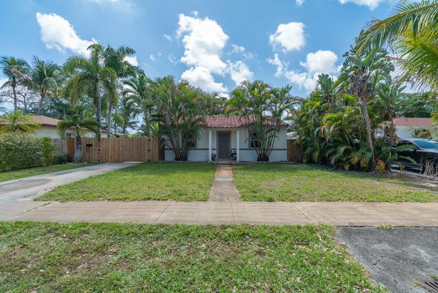820 SW 18th Court, Fort Lauderdale, FL 33315