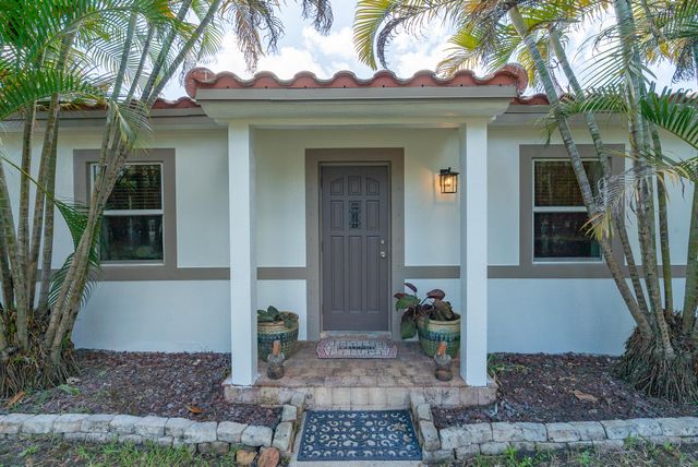 820 SW 18th Court, Fort Lauderdale, FL 33315