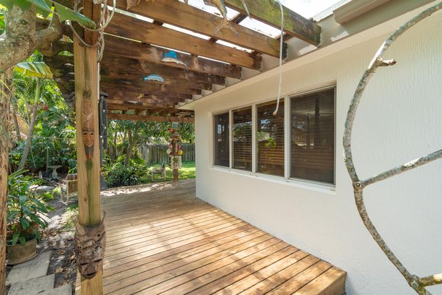 820 SW 18th Court, Fort Lauderdale, FL 33315