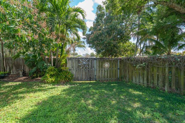 820 SW 18th Court, Fort Lauderdale, FL 33315