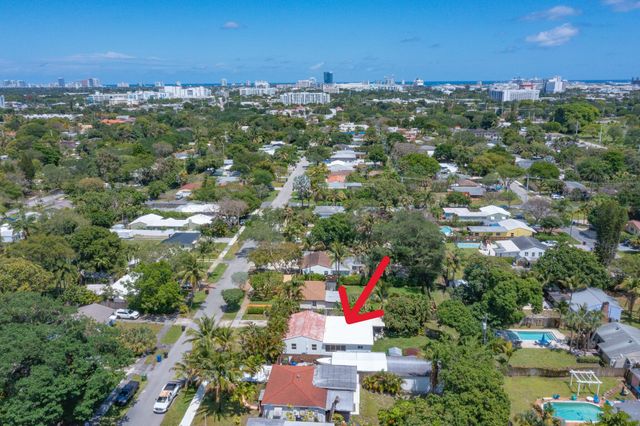 820 SW 18th Court, Fort Lauderdale, FL 33315