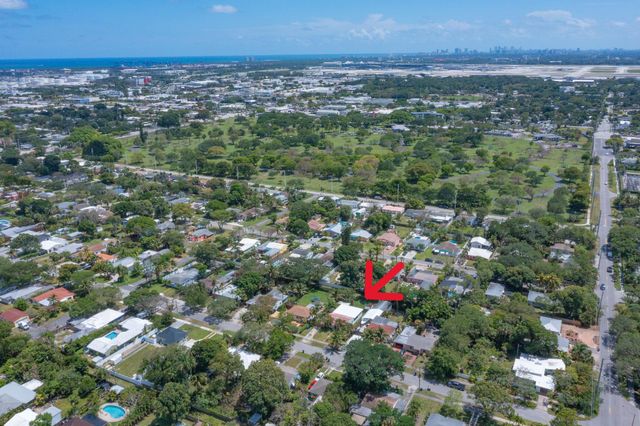820 SW 18th Court, Fort Lauderdale, FL 33315