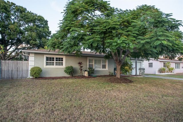6701 31ST AVENUE N, St Petersburg, FL 33710
