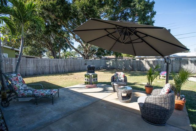 6701 31ST AVENUE N, St Petersburg, FL 33710