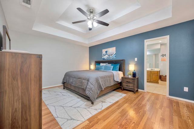 5517 Chimney Rock Road, Fort Worth, TX 76112