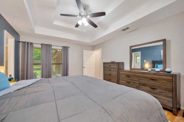 5517 Chimney Rock Road, Fort Worth, TX 76112