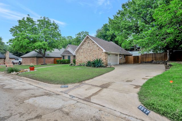 5517 Chimney Rock Road, Fort Worth, TX 76112