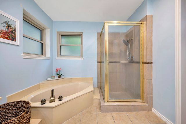 5517 Chimney Rock Road, Fort Worth, TX 76112