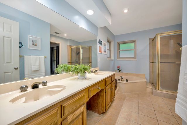 5517 Chimney Rock Road, Fort Worth, TX 76112