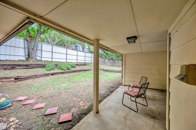 5517 Chimney Rock Road, Fort Worth, TX 76112