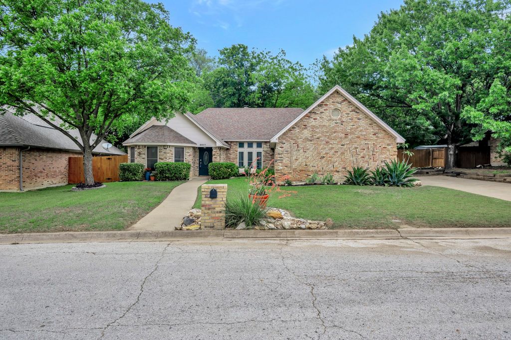 5517 Chimney Rock Road, Fort Worth, TX 76112