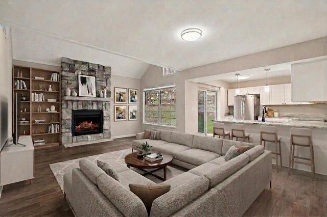 938 Chase Court, Gurnee, IL 60031