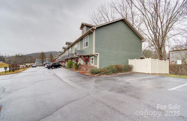 15 Lees Creek Road K, Asheville, NC 28806