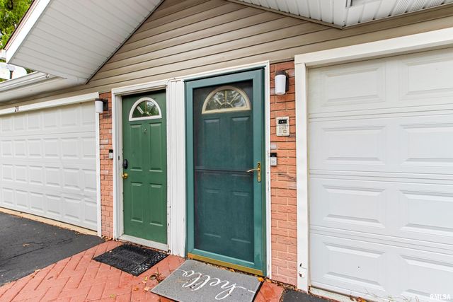 3510 N Kingston Dr Apt 27, Peoria, IL 61604