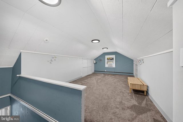 619 PARKWAY RD, Allentown, PA 18104