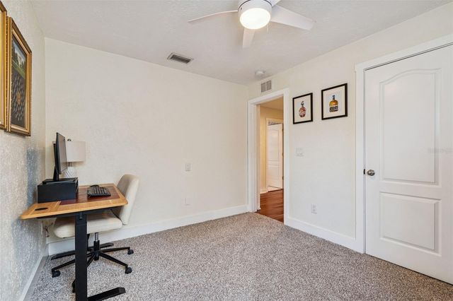 231 W JEAN STREET, Tampa, FL 33604