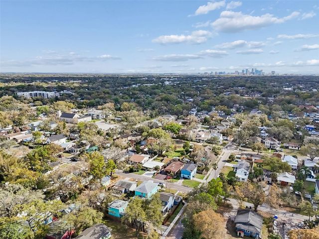 231 W JEAN STREET, Tampa, FL 33604