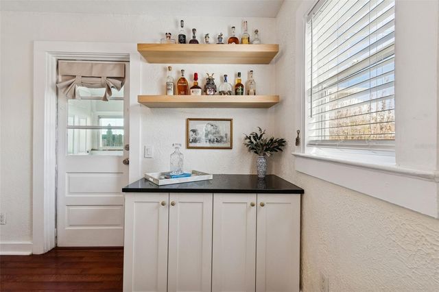 231 W JEAN STREET, Tampa, FL 33604