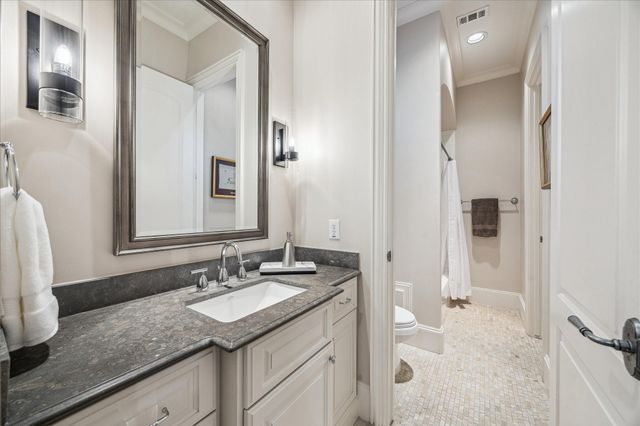 6014 Floyd Street, Houston, TX 77007