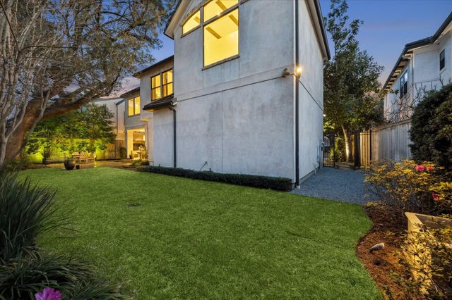 6014 Floyd Street, Houston, TX 77007