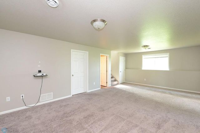 8037 Goldfinch Drive, Horace, ND 58047