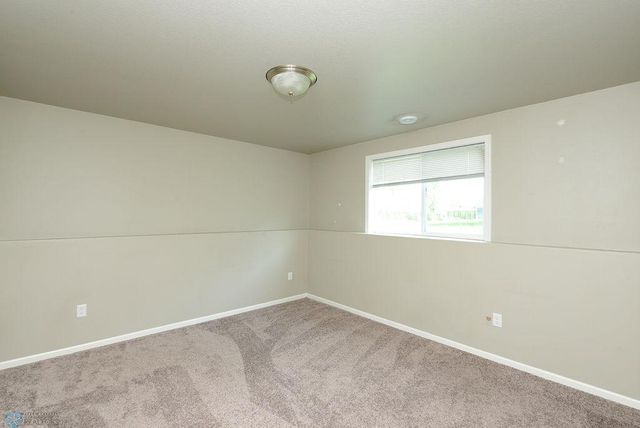 8037 Goldfinch Drive, Horace, ND 58047