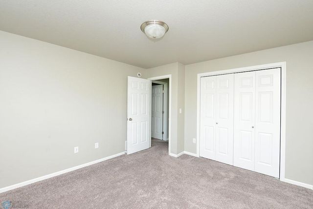 8037 Goldfinch Drive, Horace, ND 58047