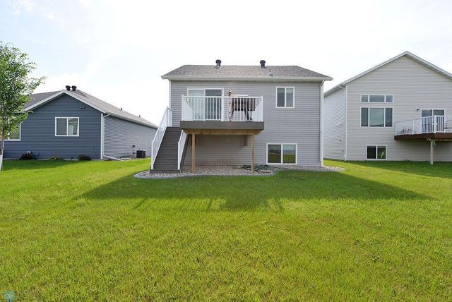 8037 Goldfinch Drive, Horace, ND 58047