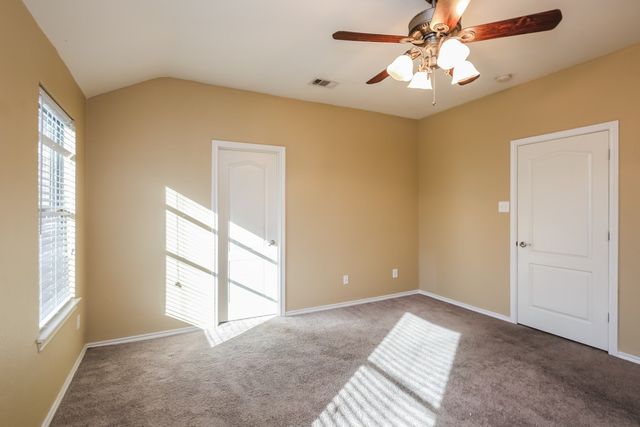 148 Cliff Heights Circle, Dallas, TX 75241