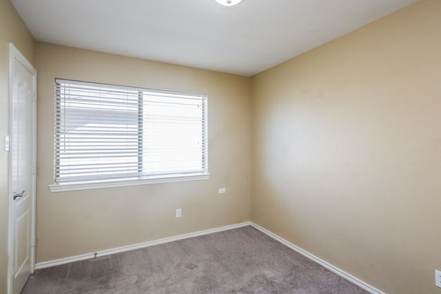 148 Cliff Heights Circle, Dallas, TX 75241