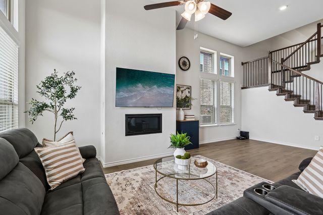 9808 Fall Brook Drive, Aubrey, TX 76227