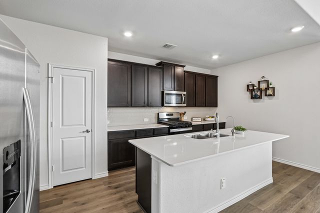 9808 Fall Brook Drive, Aubrey, TX 76227