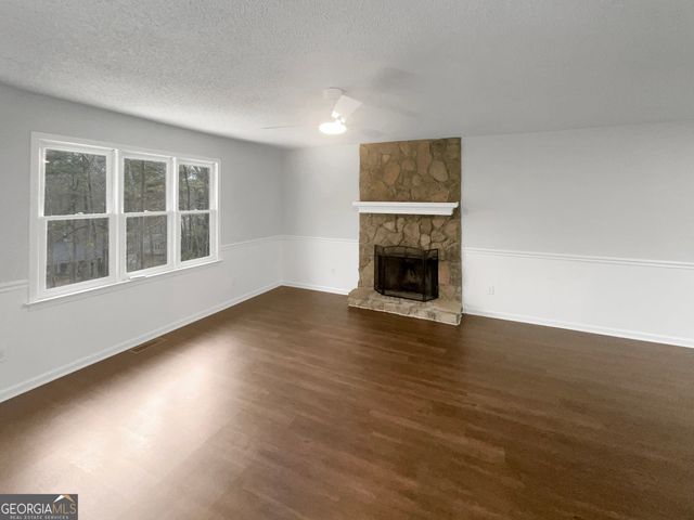 100 Oakridge Drive SE, Cartersville, GA 30121