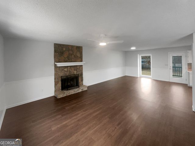 100 Oakridge Drive SE, Cartersville, GA 30121