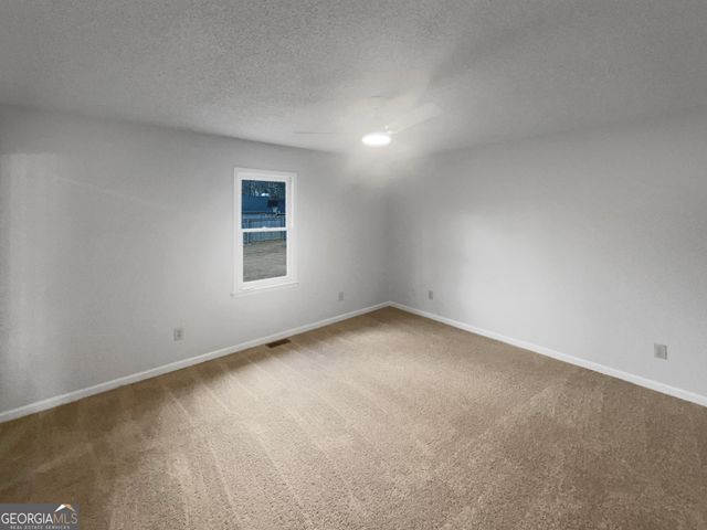 100 Oakridge Drive SE, Cartersville, GA 30121