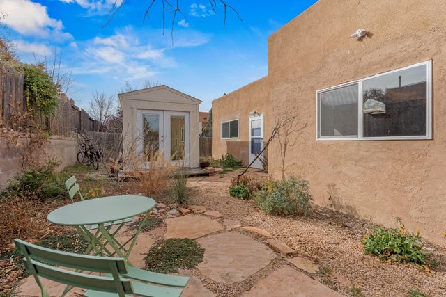6927 Golden Mesa, Santa Fe, NM 87507