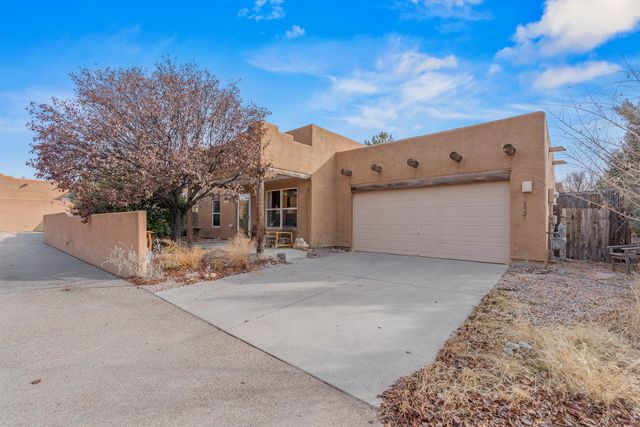 6927 Golden Mesa, Santa Fe, NM 87507
