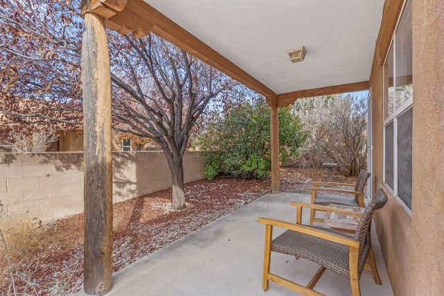 6927 Golden Mesa, Santa Fe, NM 87507