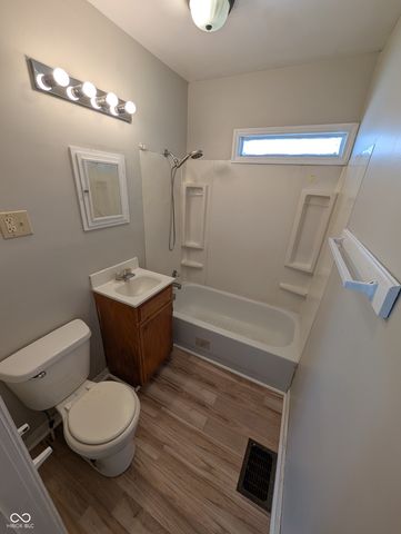 1720 W 24th Street, Anderson, IN 46016