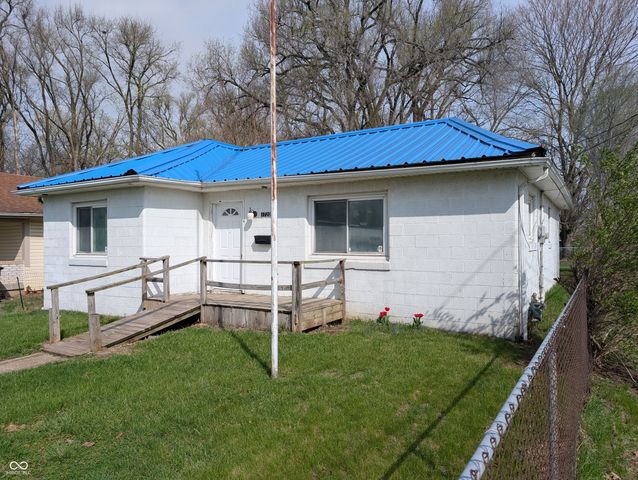 1720 W 24th Street, Anderson, IN 46016