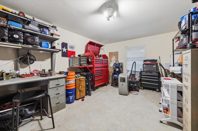 2450 Sullivan Lane, Dickinson, TX 77539